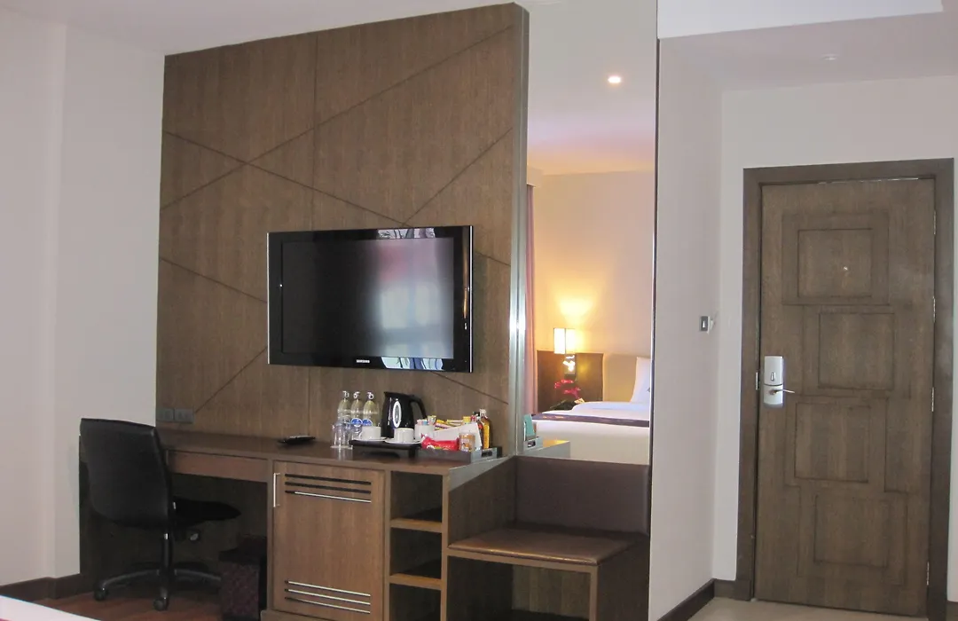 Paradiso Boutique Suites-1